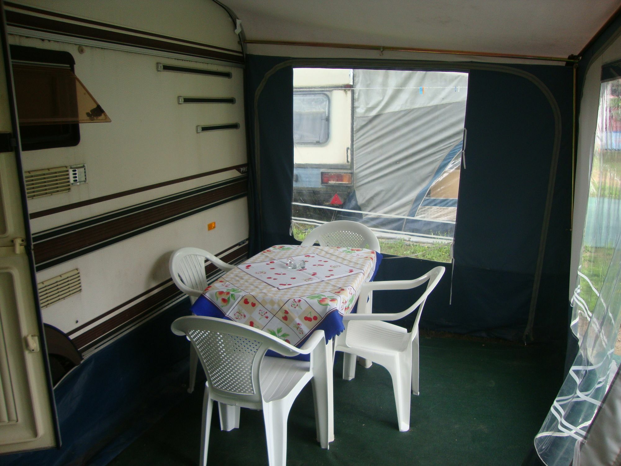 Camping Pitsoni Сикия Екстериор снимка