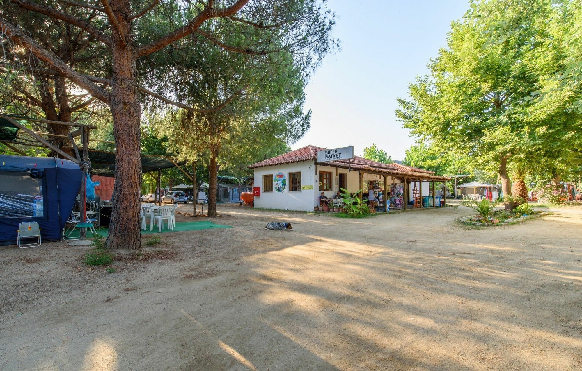 Camping Pitsoni Сикия Екстериор снимка